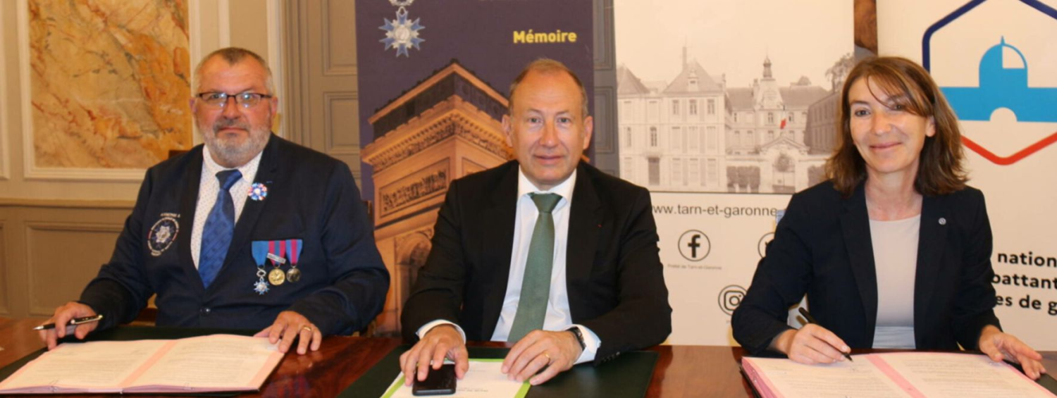 Signature de la Convention