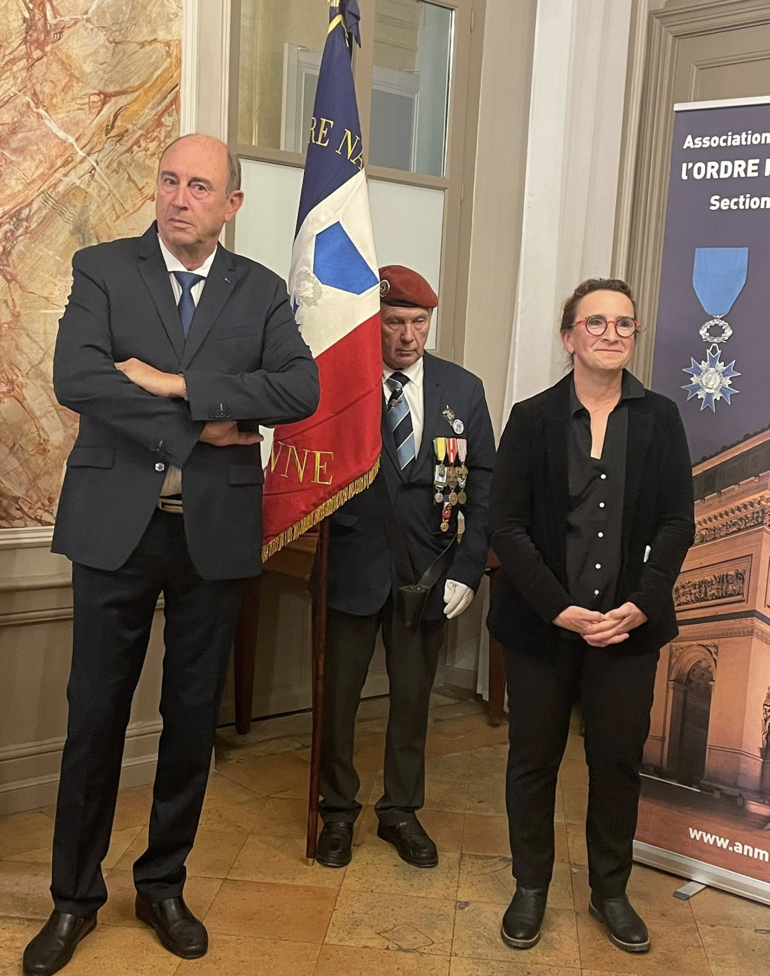 Madame Laurence CARLES honorée de l’Ordre National du Mérite