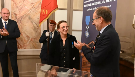 Madame Laurence CARLES honorée de l’Ordre National du Mérite